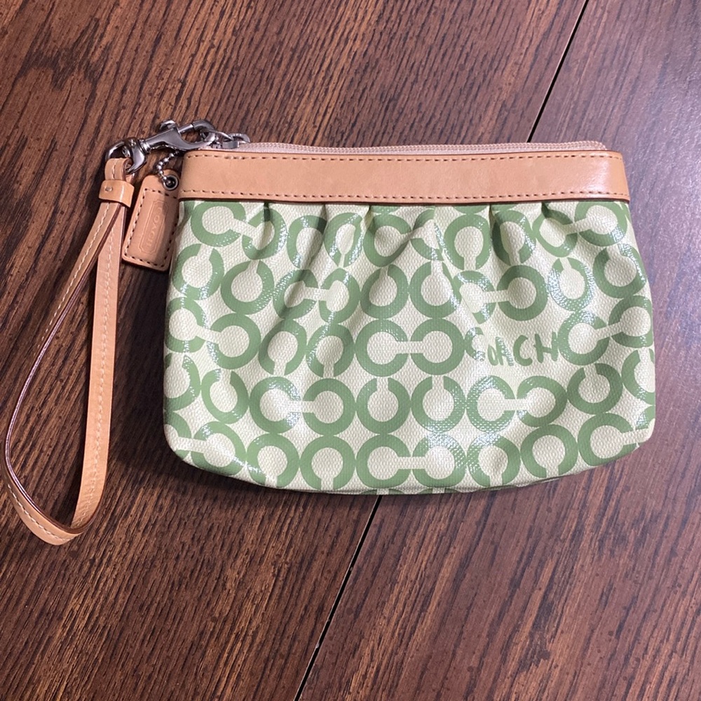 Coach green removable strap wristlet